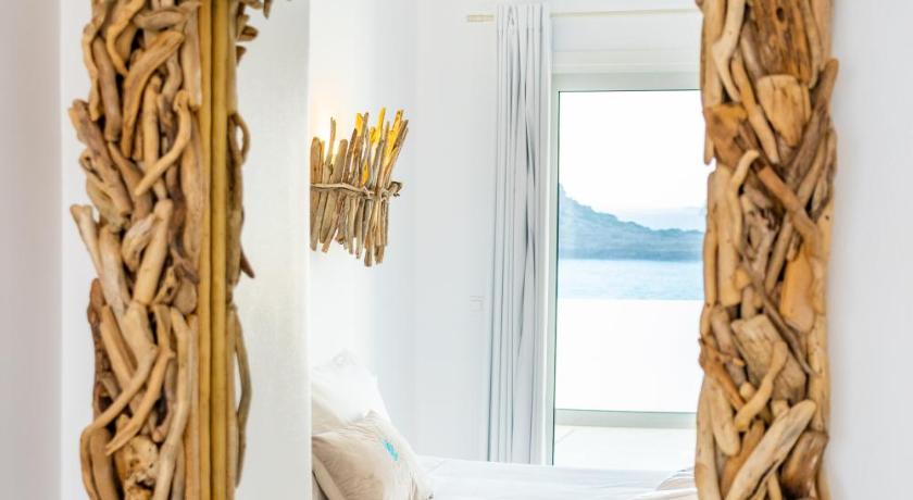Thalasidi Luxury Suites photo