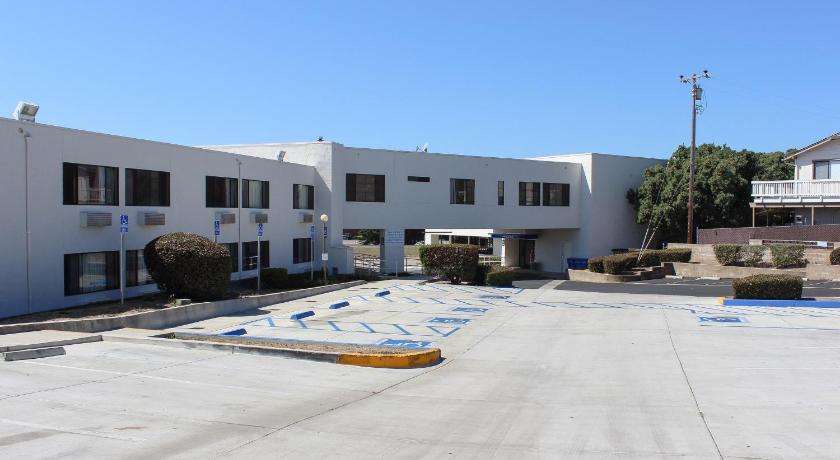 Motel 6-San Simeon, CA - Hearst Castle Area