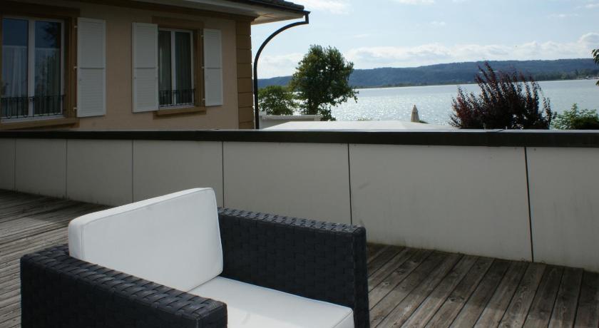 Hotel Jean-Jacques Rousseau photo