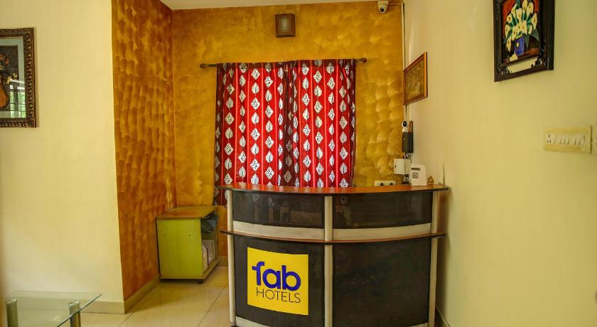 FabHotel Hibiscus Stays photo