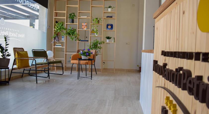 Aparthotel Novo Sancti Petri photo