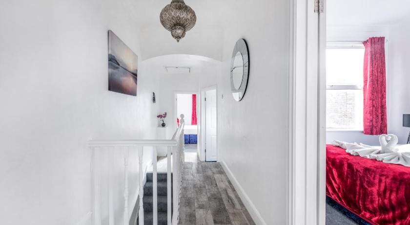 James house photo