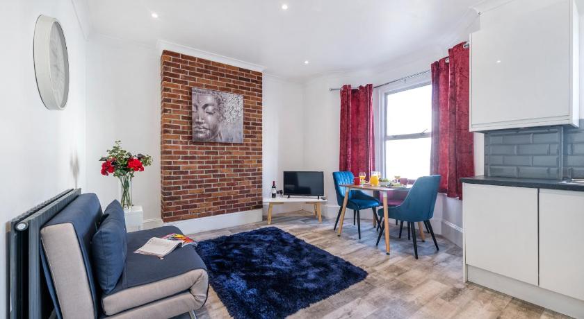 James house photo