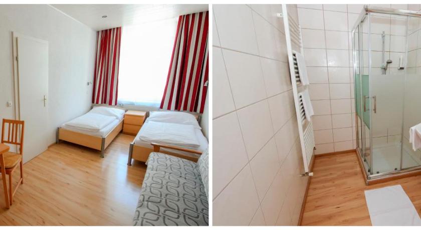 Image of Twin Room with Private Bathroom 8