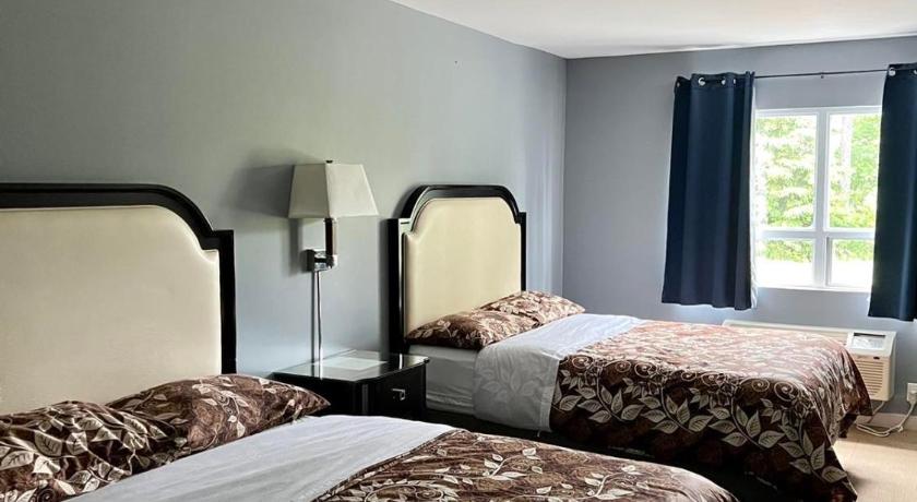 Hwy 17 Hotel photo