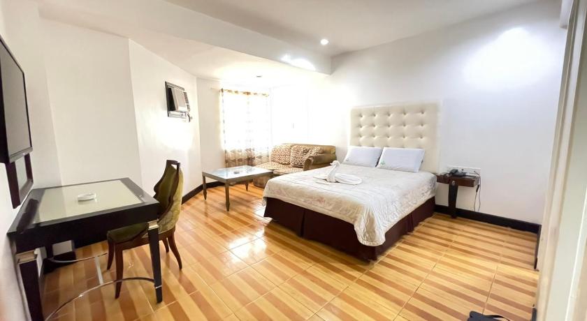 Image of Deluxe Double Room 0