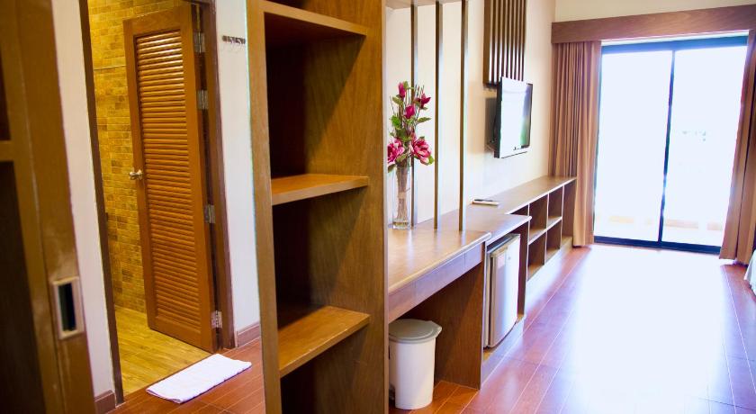 Image of Superior Pool Access 5