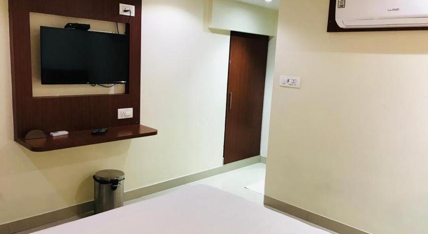 Hotel Castle Inn – Bombay/ Mumbai, KY