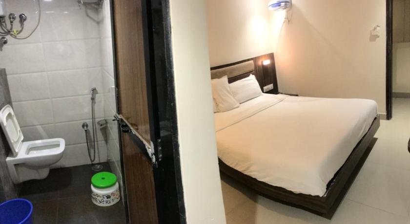 Hotel Castle Inn – Bombay/ Mumbai, KY