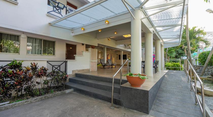 パタヤ Sawasdee place pattaya hotel 3つ星 ホテル 眺望