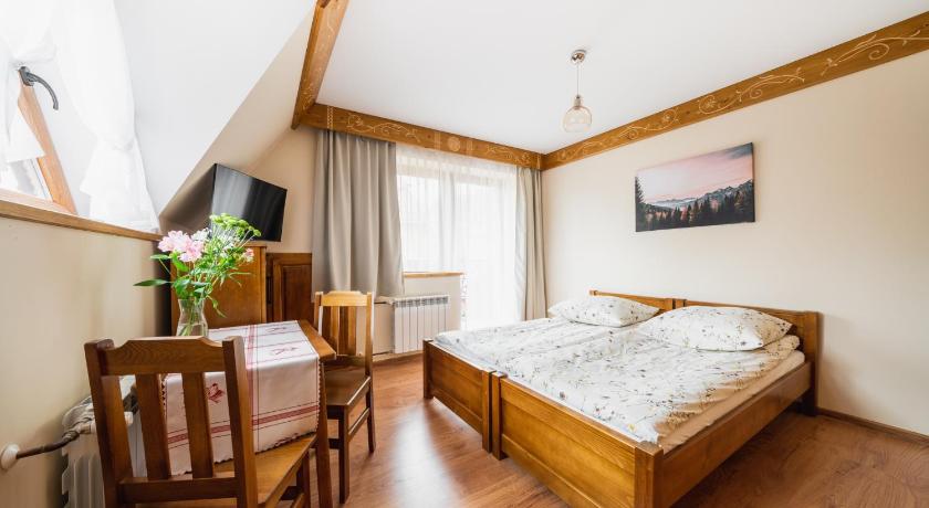 波罗宁 Pokoje Goscinne Pod Losiowkami 4星级 民宿 外观