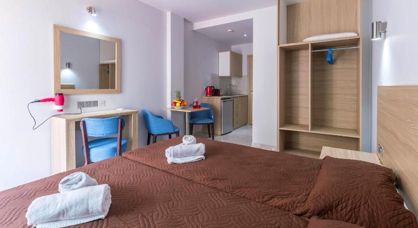 Paul Marie Hotel Apartments photo