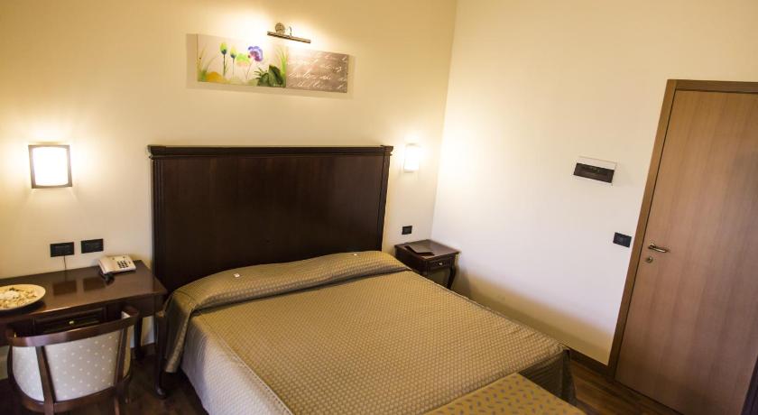 Hotel Regio photo