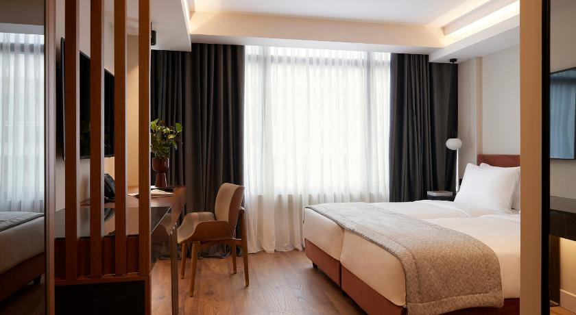 Teight Hotel photo