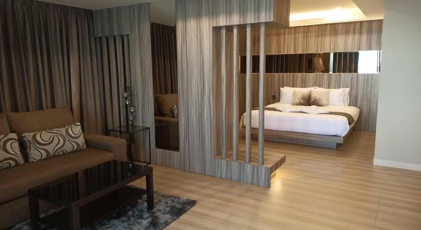 Image of Ocean Panorama Suite 4