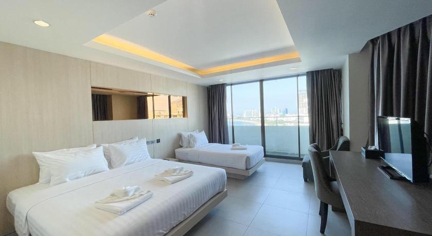 Image of Triple Sea View 4