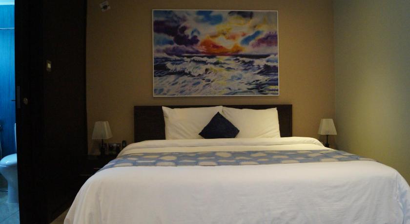 Image of Deluxe Room 10