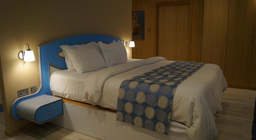 Image of King Suite with Balcony 8