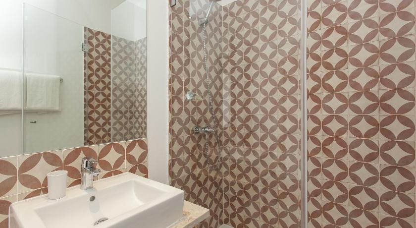 リスボン Lisbon Old Town Guest House 3つ星 ホテル 外観