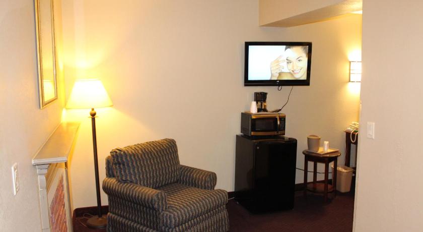 Travel Inn & Suites Flemington