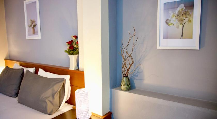 Image of Pool Superior 12