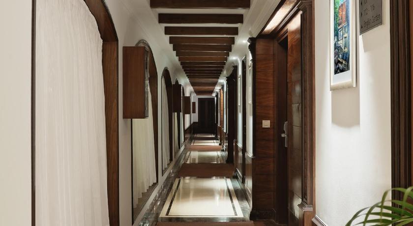 Ramada By Wyndham Mussoorie Mall Road - image 6