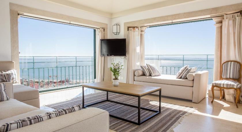 Penthouse Terrace 360º Lisbon View 1 by Lisbonne Collection — Hotel in Lisbon