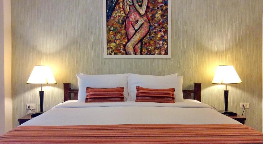 Image of Family Suite (2 Adults + 2 Children) 12