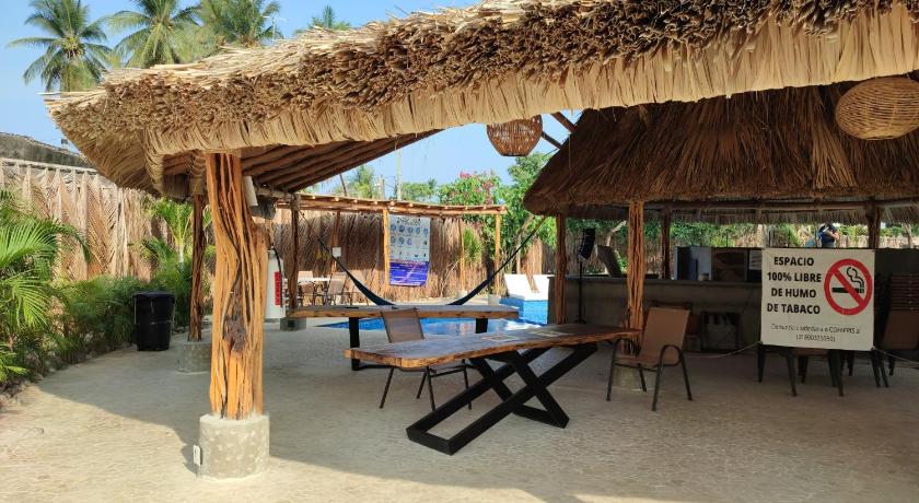 Hotel Ashly Loma Larga photo