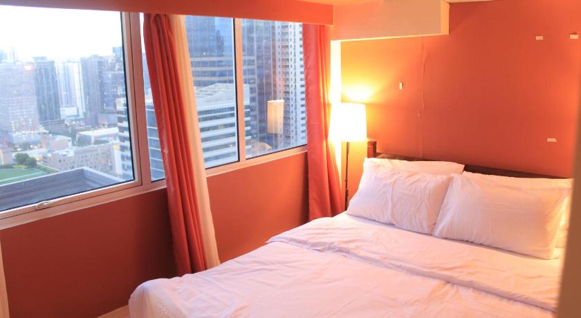 A2J BGC Luxury 2BR Loft Near Burgos Circle, Malls — Hotel in Manila
