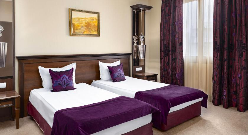 Зображення VIP-люкс із двома спальнями (Two-Bedroom VIP Suite) 1