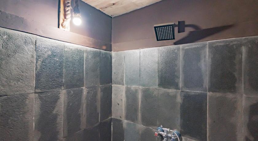 Urbanview Hotel Kangen Bungalow Purwakarta photo