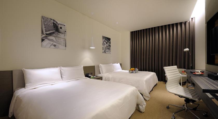 Image of Exquisite Quadruple Room 1