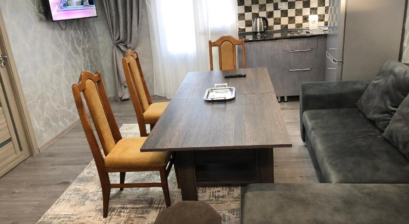Edgars apart. Бесплатныи трансфер в аэропорт. photo