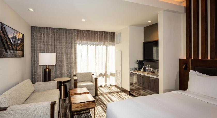 Monarch Casino Resort Spa photo