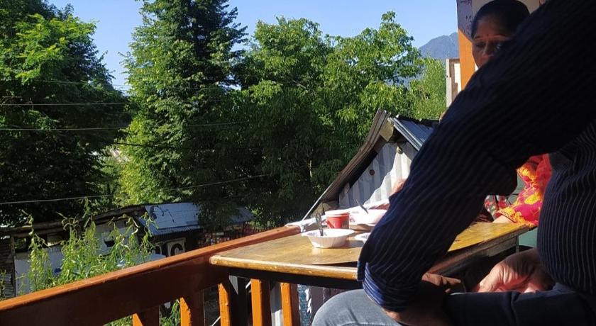 Mir guest house photo