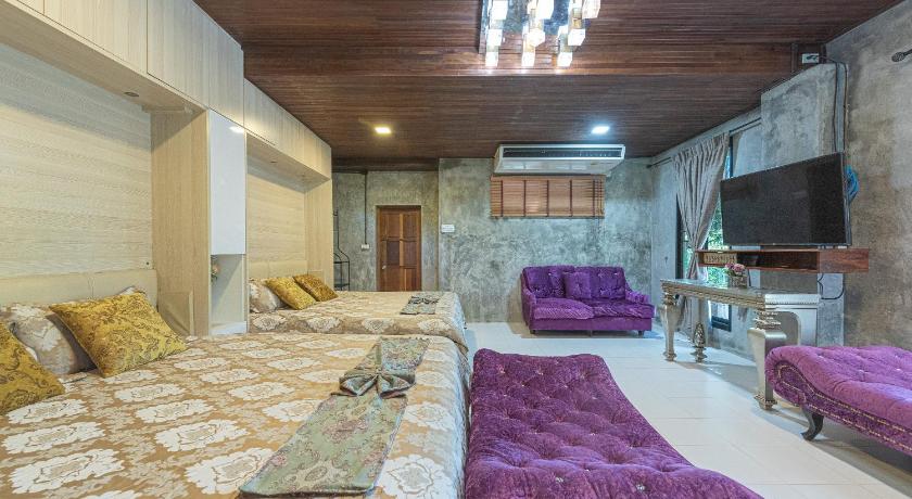 Image of 2-Bedroom House 16