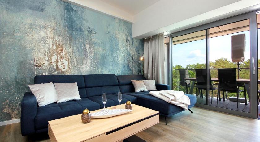 Image of Duplex Apartment 112RB351 4