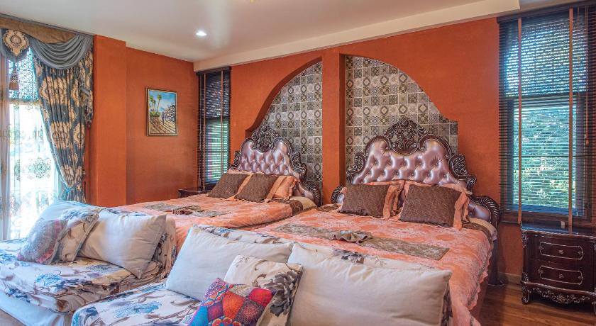 Image of 3-Bedroom Villa with Private Pool 8