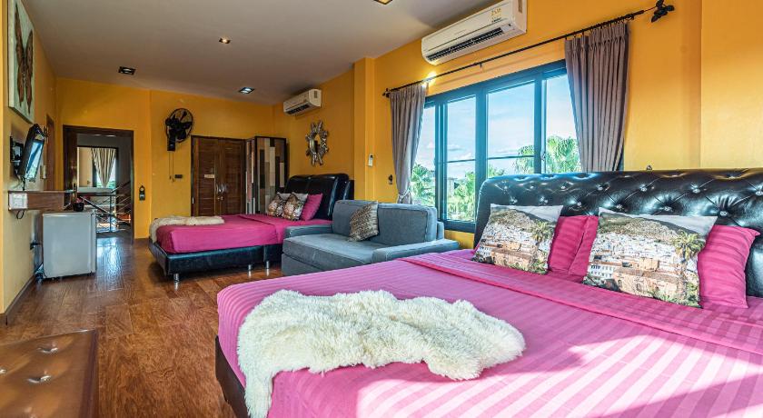 Image of 6-Bedroom Villa with Private Pool 14