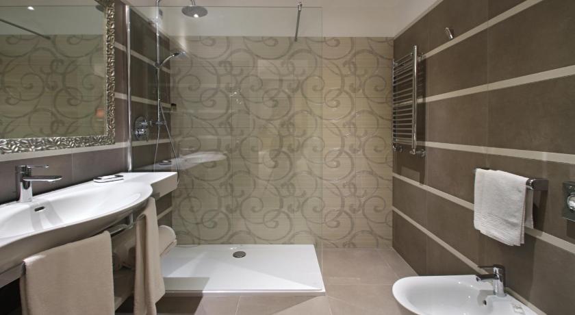 Фото: Двухместный номер Делюкс (Deluxe Double Room) 13
