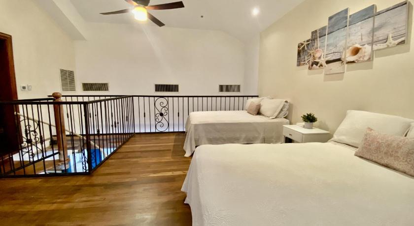 Beachfront Luxury Pent-House at Aquamarina, Cap Cana photo