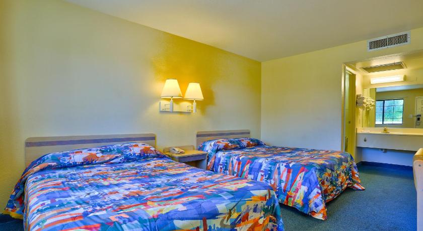 Motel 6-Kingman, AZ - Route 66 East