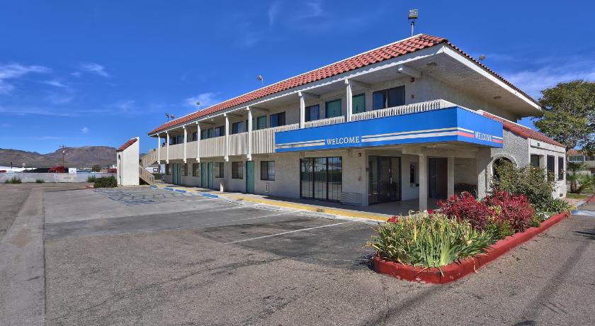 Motel 6-Kingman, AZ - Route 66 East