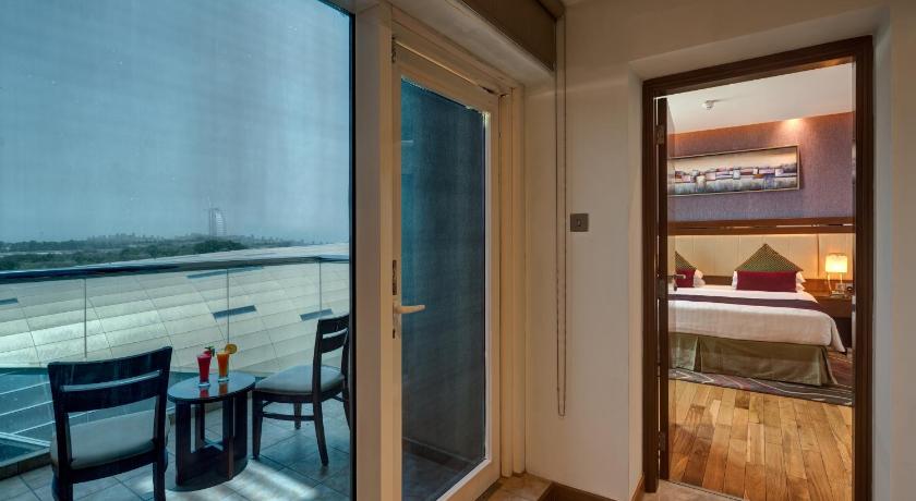 Rose Park Hotel Al Barsha - image 3