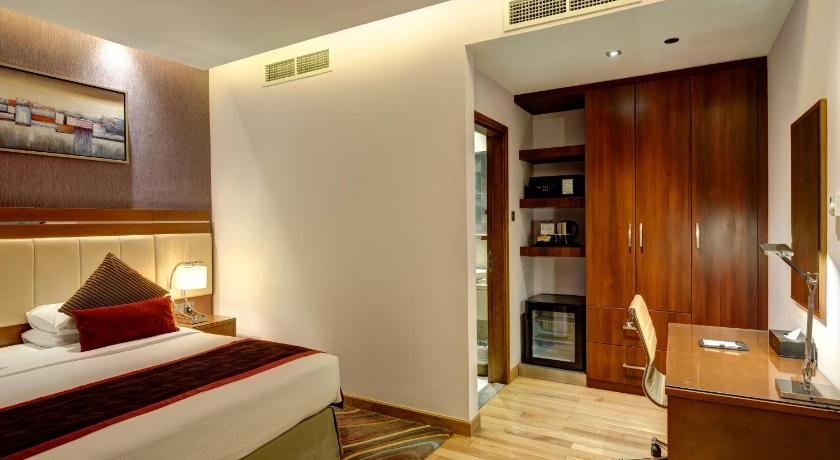 Image of Junior Suite 12