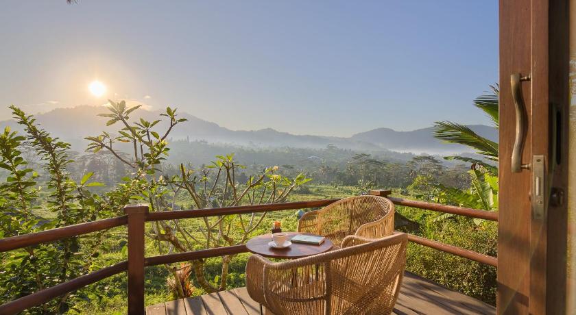 Romantic Barn with Mt. Agung Views photo