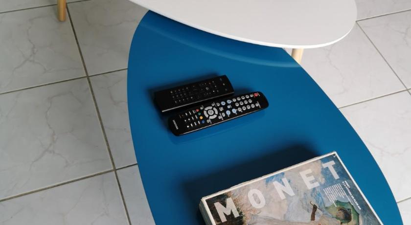 Studio Le Grand Bleu Fshh photo