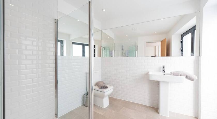 Large Apartment close to London BR1 II photo