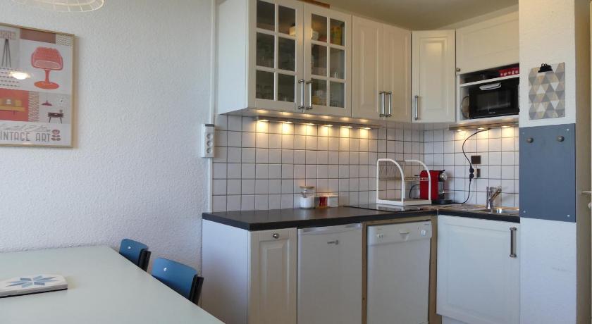 Image of Apartment with Mountain View 1